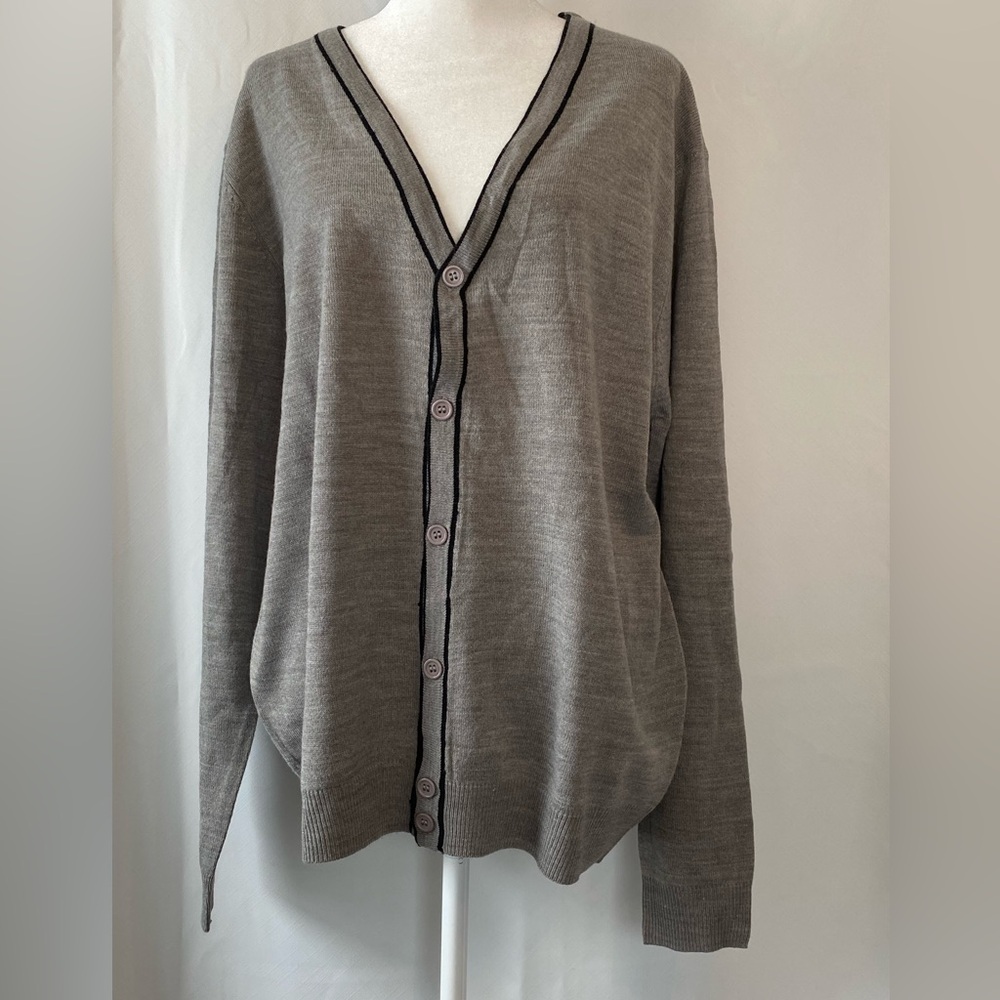 Women's Preppy Grey V-Neck Light Knit Cardigan LG Menswear Inspired Long Sleeve